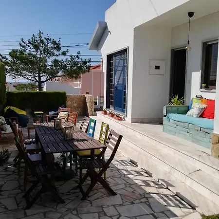 旅馆 Lo Surfcamp Ericeira *