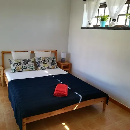 旅馆 Lo Surfcamp Ericeira